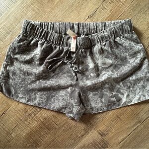 Xhilaration Gray Floral Women's Pajama Shorts